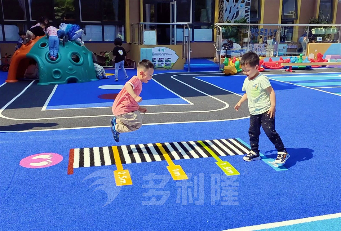 优发娱乐·(国际)官方网站地弹坪，幼儿园地弹坪，地弹坪体适能